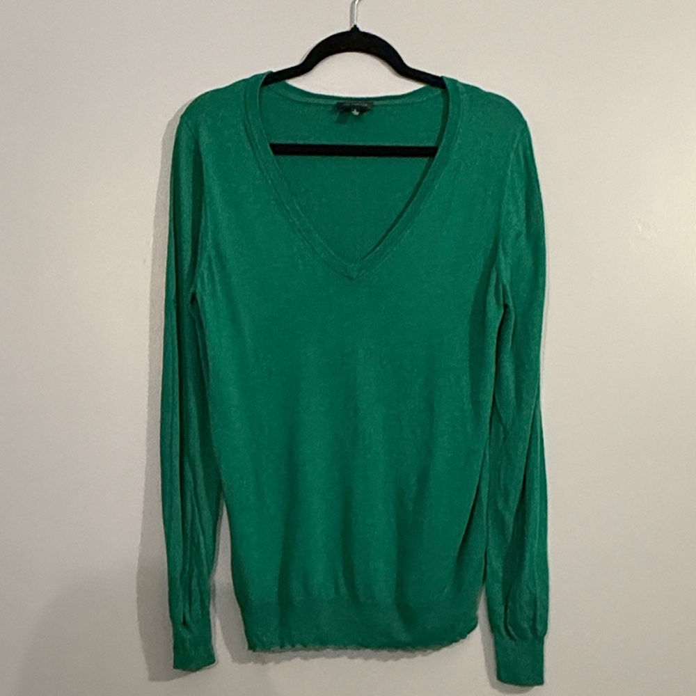 The Limited Emerald Knit V-Neck Top Sweater